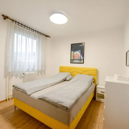 And Quiet Apartment *